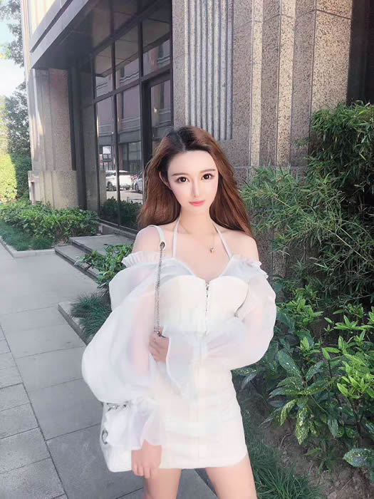 91轻吻也飘然商务模特全集吕红恋